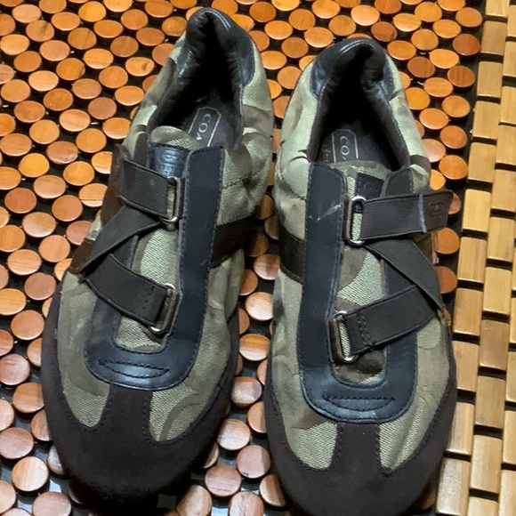 Coach Sneaker Clearance $$$ - Picture 2 of 7